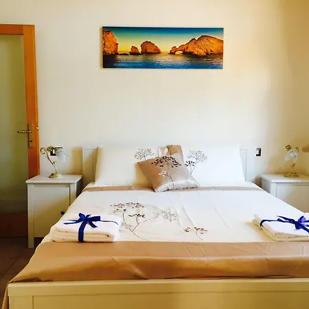 Aloha House Formia