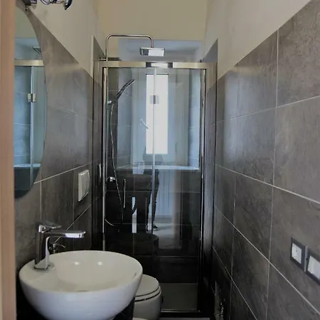 Aloha House 3* Formia